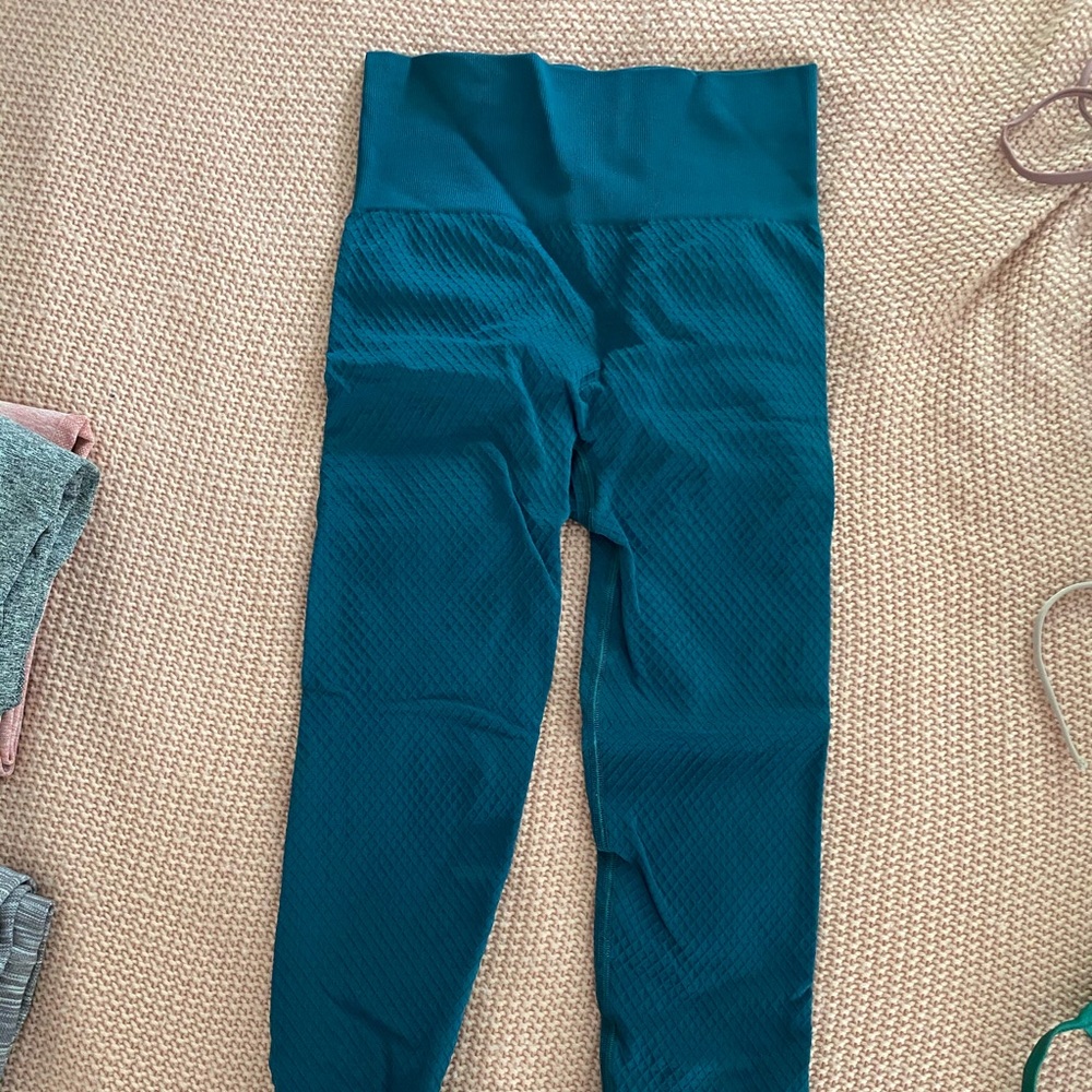 NEVER WORN BALANCE ATHLETICA